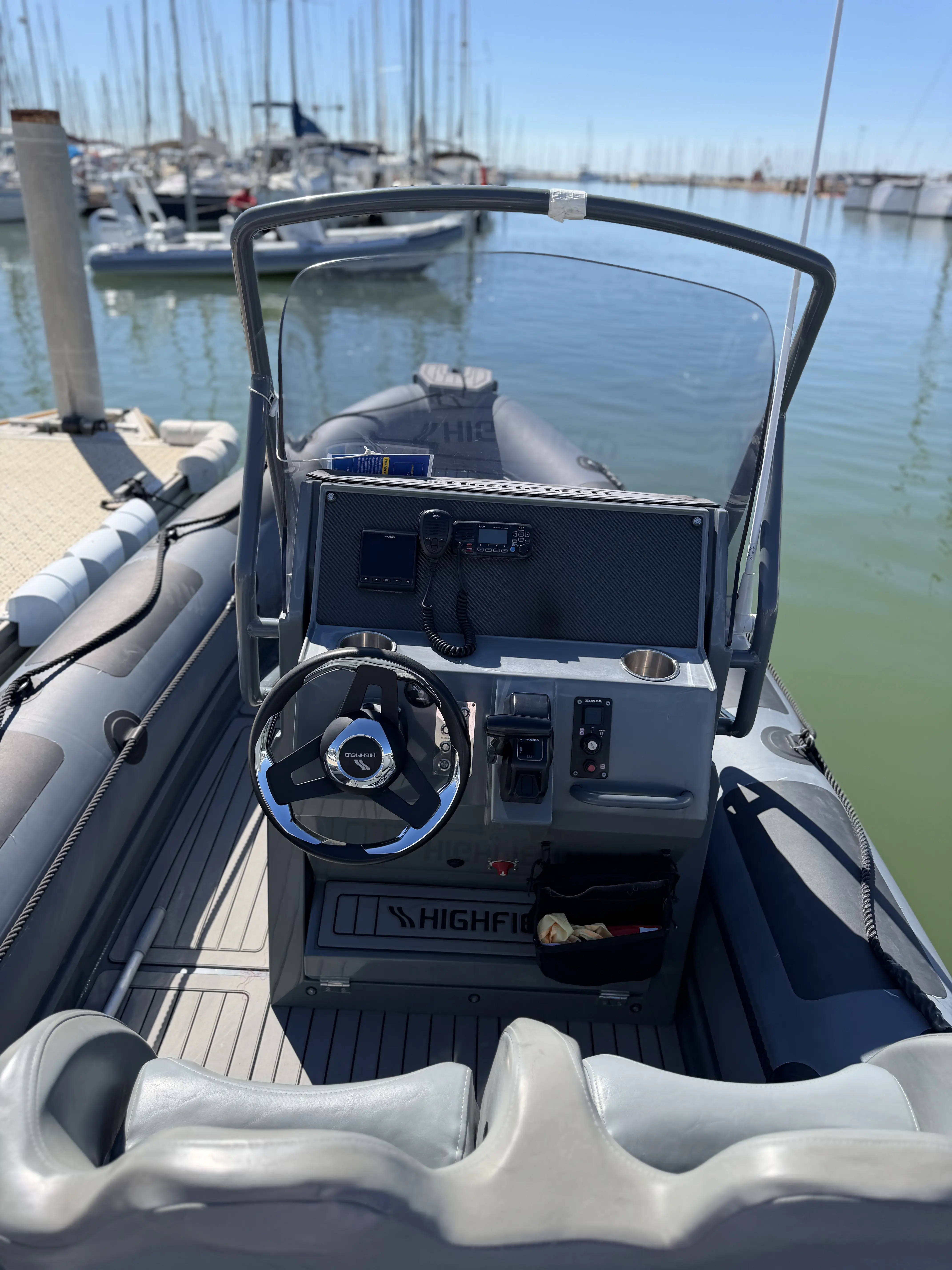 Highfield Patrol 6.60 (Boss) — vue 2